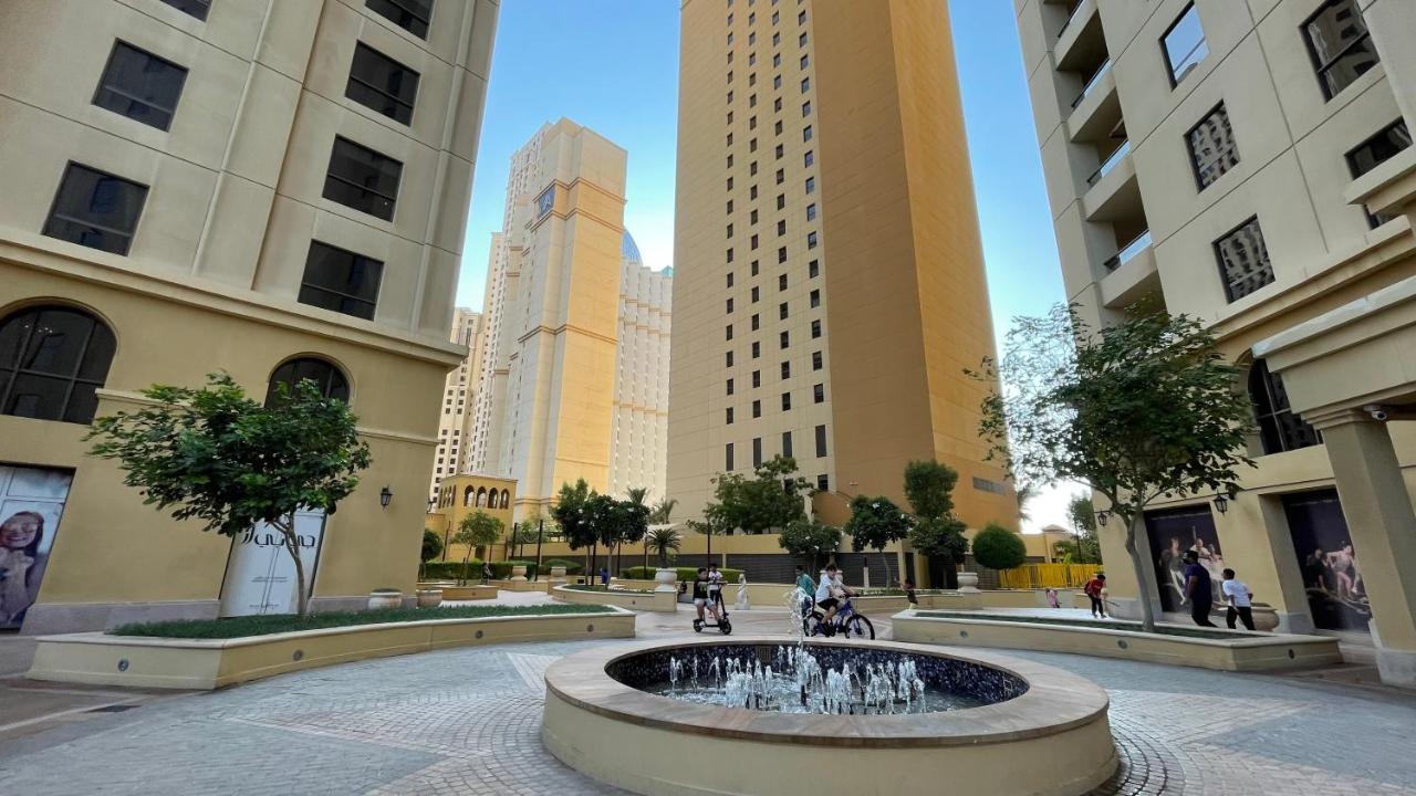 Business Backpackers Jbr Hostel Dubai Exterior photo